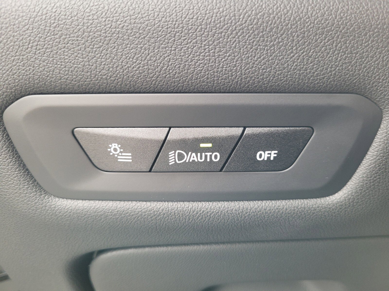 New 2026 BMW X5 xDrive50e w/ M Sport Package image 22