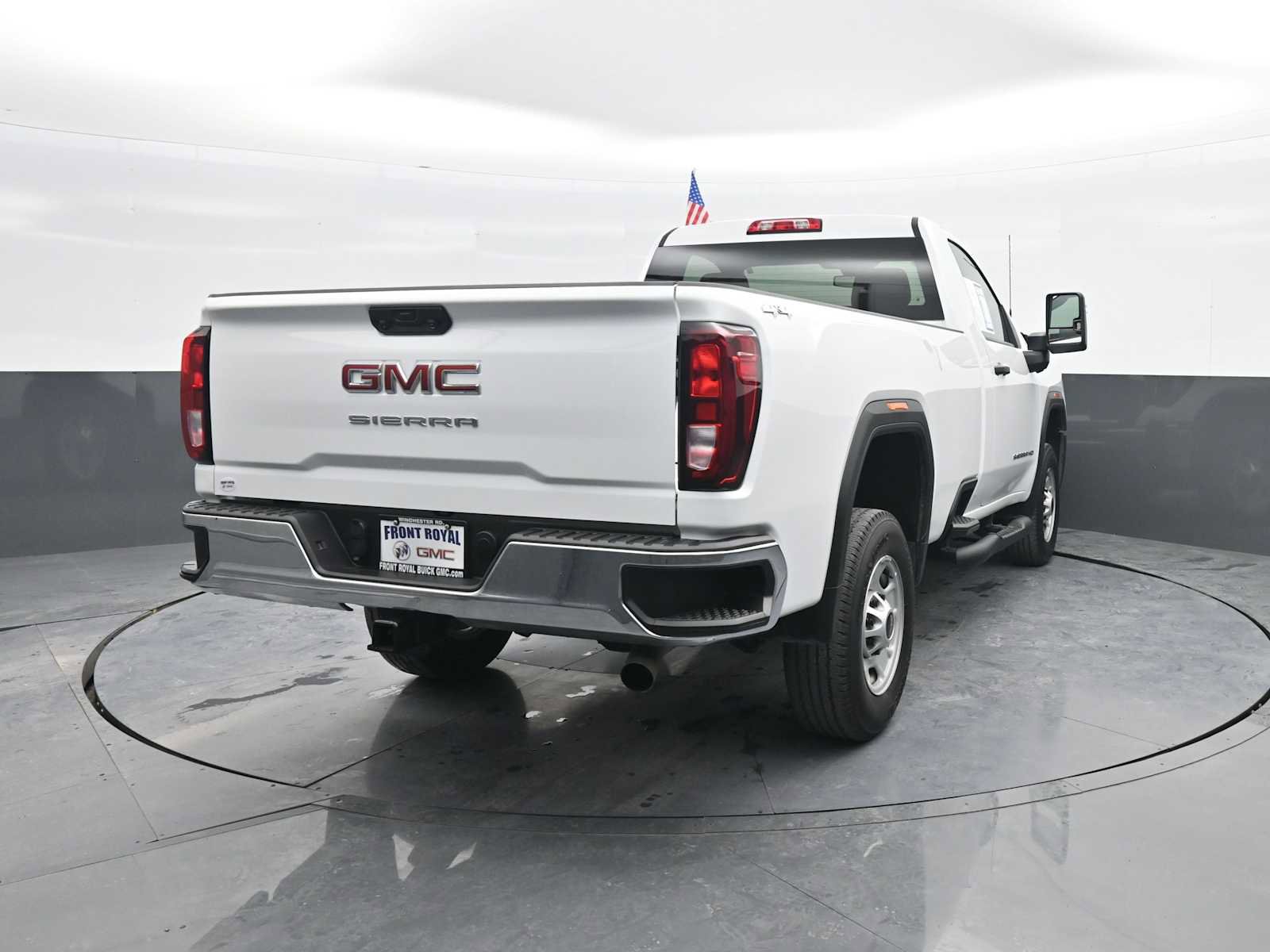 Used 2025 GMC Sierra 2500 Pro w/ Convenience Package image 7