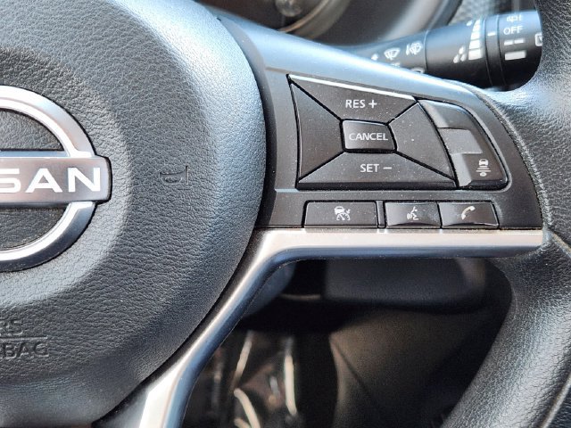 Used 2023 Nissan Kicks SV FWD image 31