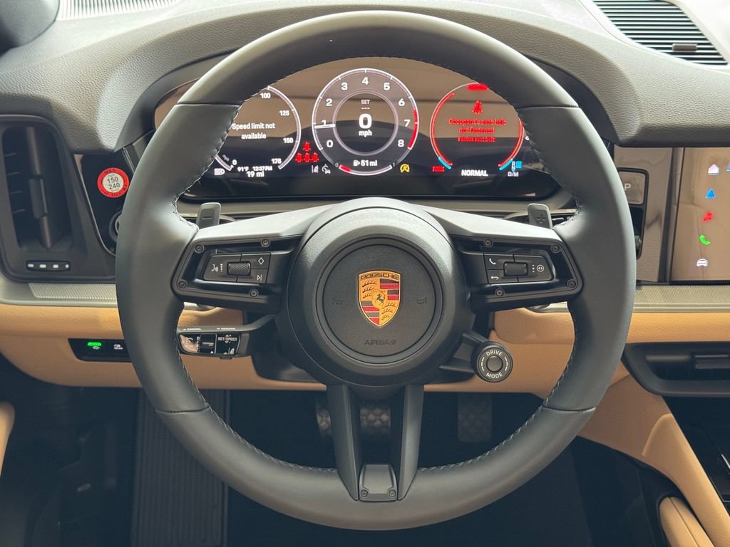 New 2026 Porsche Cayenne Coupe AWD/4WD image 27