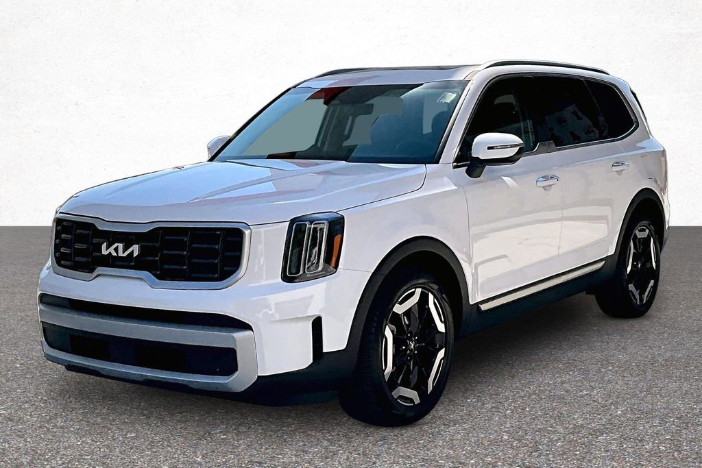 Used 2025 Kia Telluride S AWD/4WD image 4