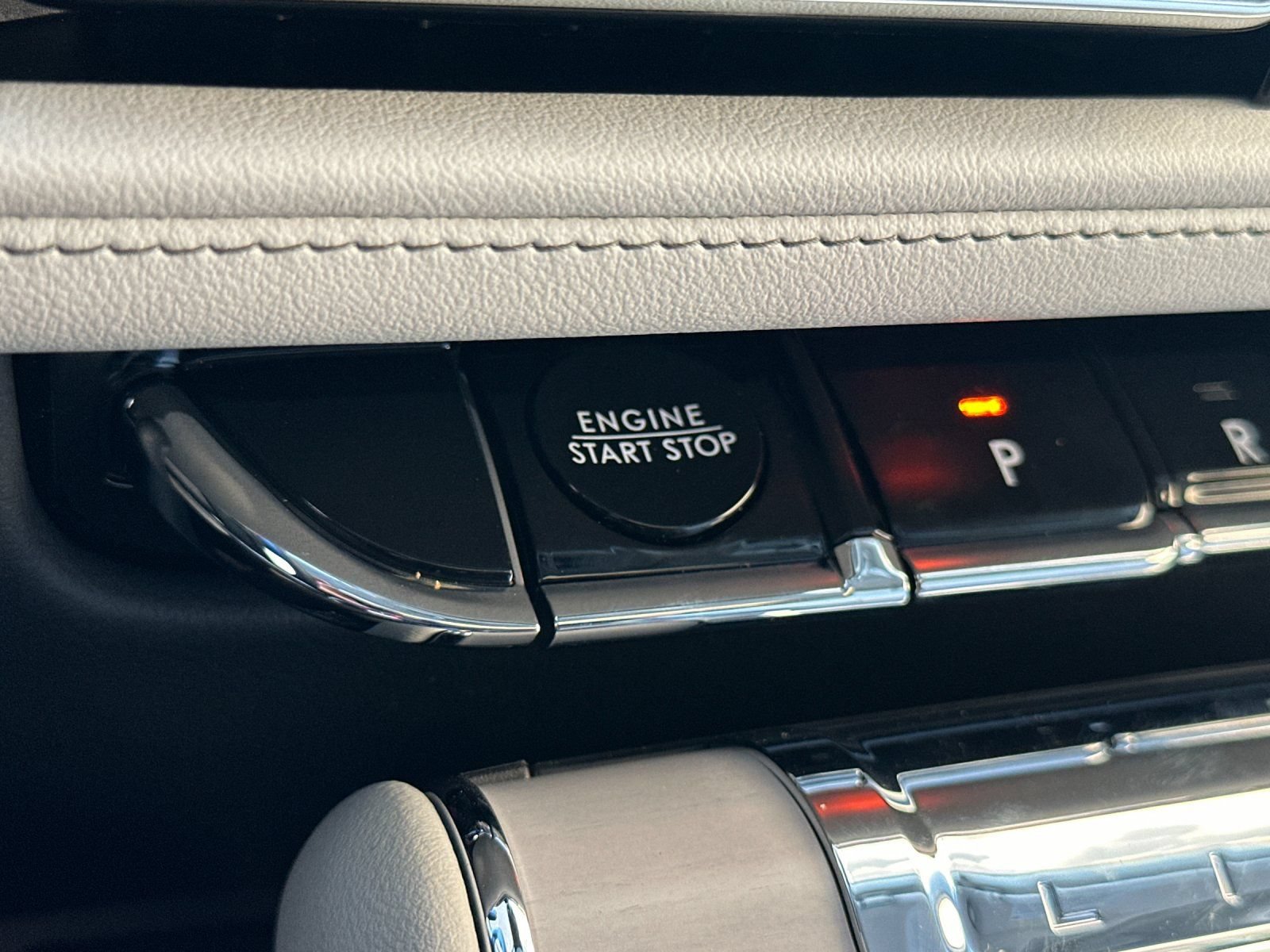 New 2026 Lincoln Aviator Reserve AWD/4WD image 23