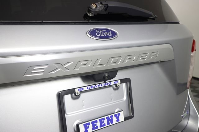 Used 2020 Ford Explorer XLT w/ Equipment Group 202A image 23