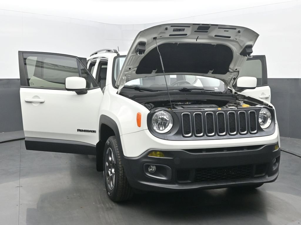 Used 2015 Jeep Renegade Latitude AWD/4WD image 52
