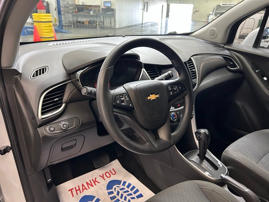 Used 2021 Chevrolet Trax LS w/ Tint and Cruise Package FWD image 21
