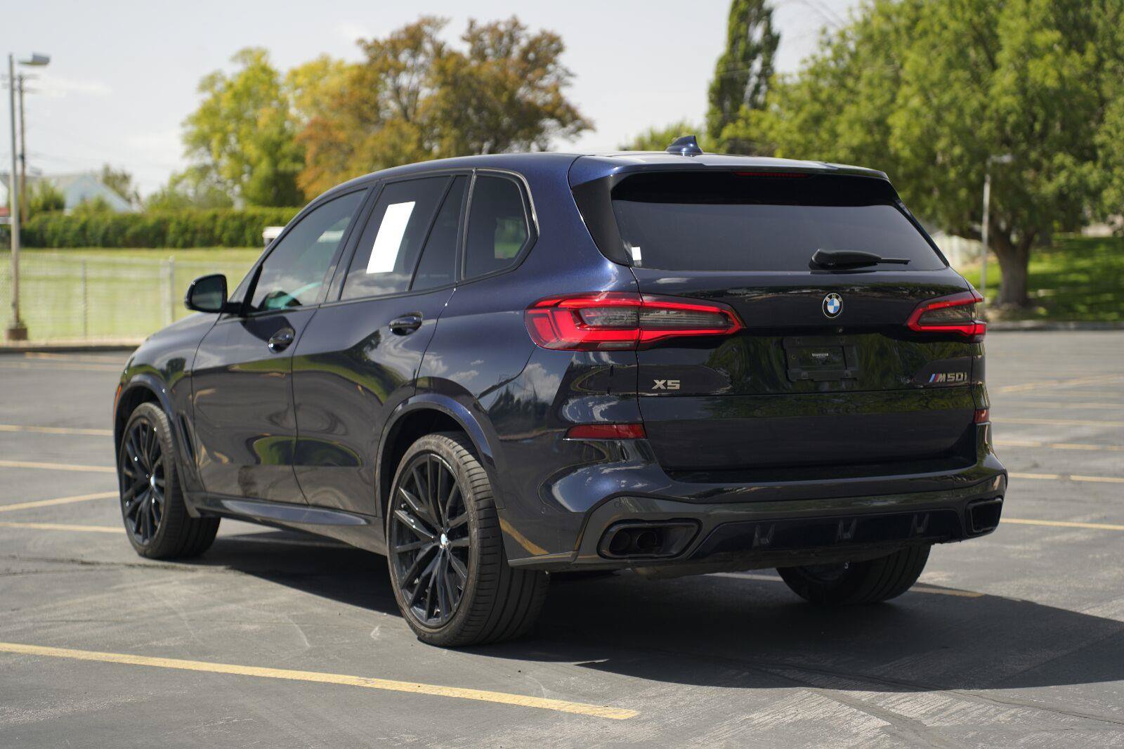 Used 2020 BMW X5 M50i w/ Executive Package AWD/4WD image 3