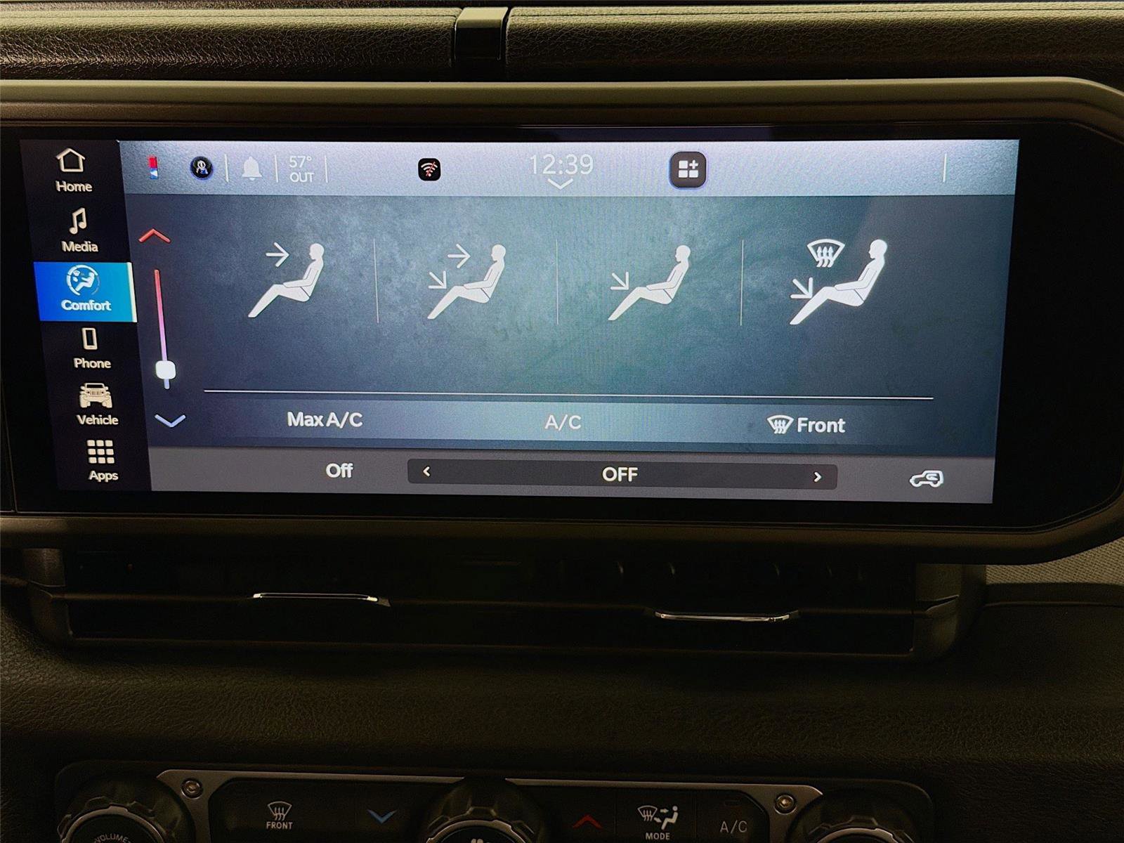 Used 2024 Jeep Wrangler Sport image 16