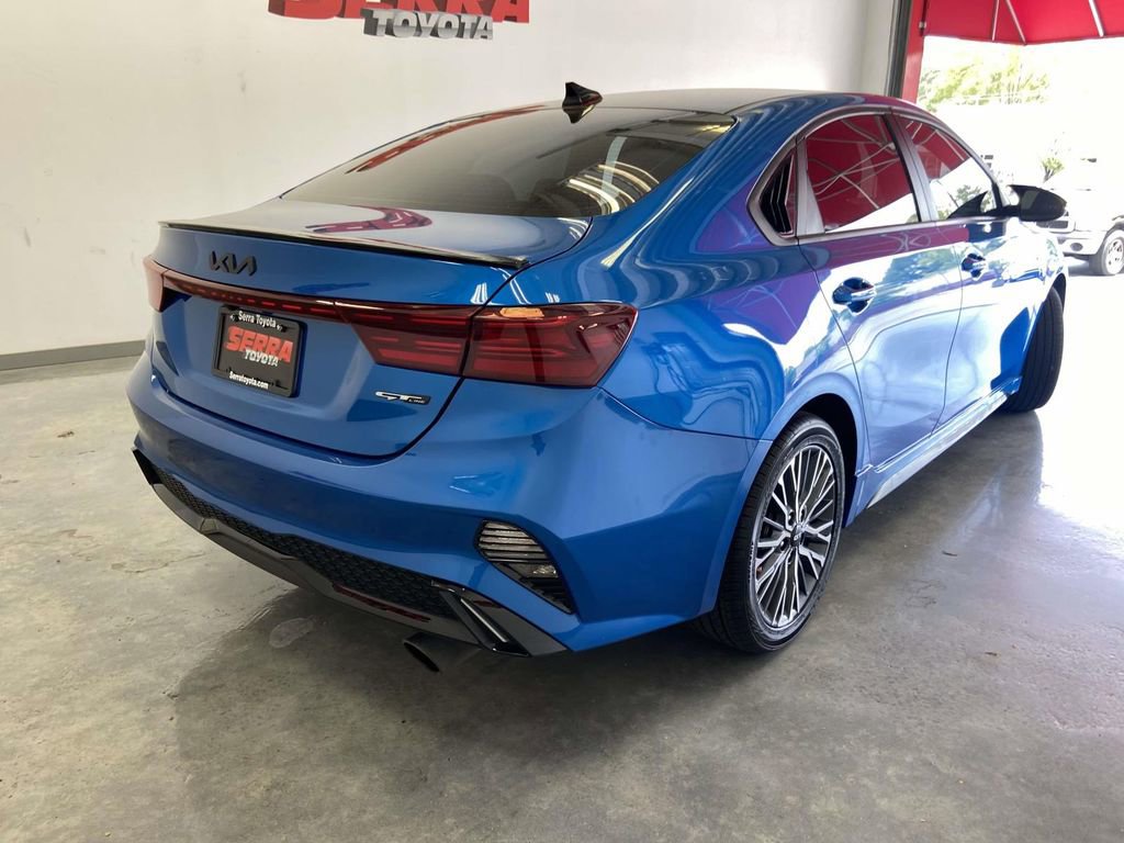 Used 2023 Kia Forte GT-Line w/ GT-Line Technology Package image 3