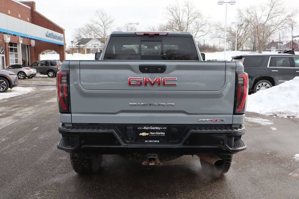 Used 2024 GMC Sierra 2500 AT4X image 42