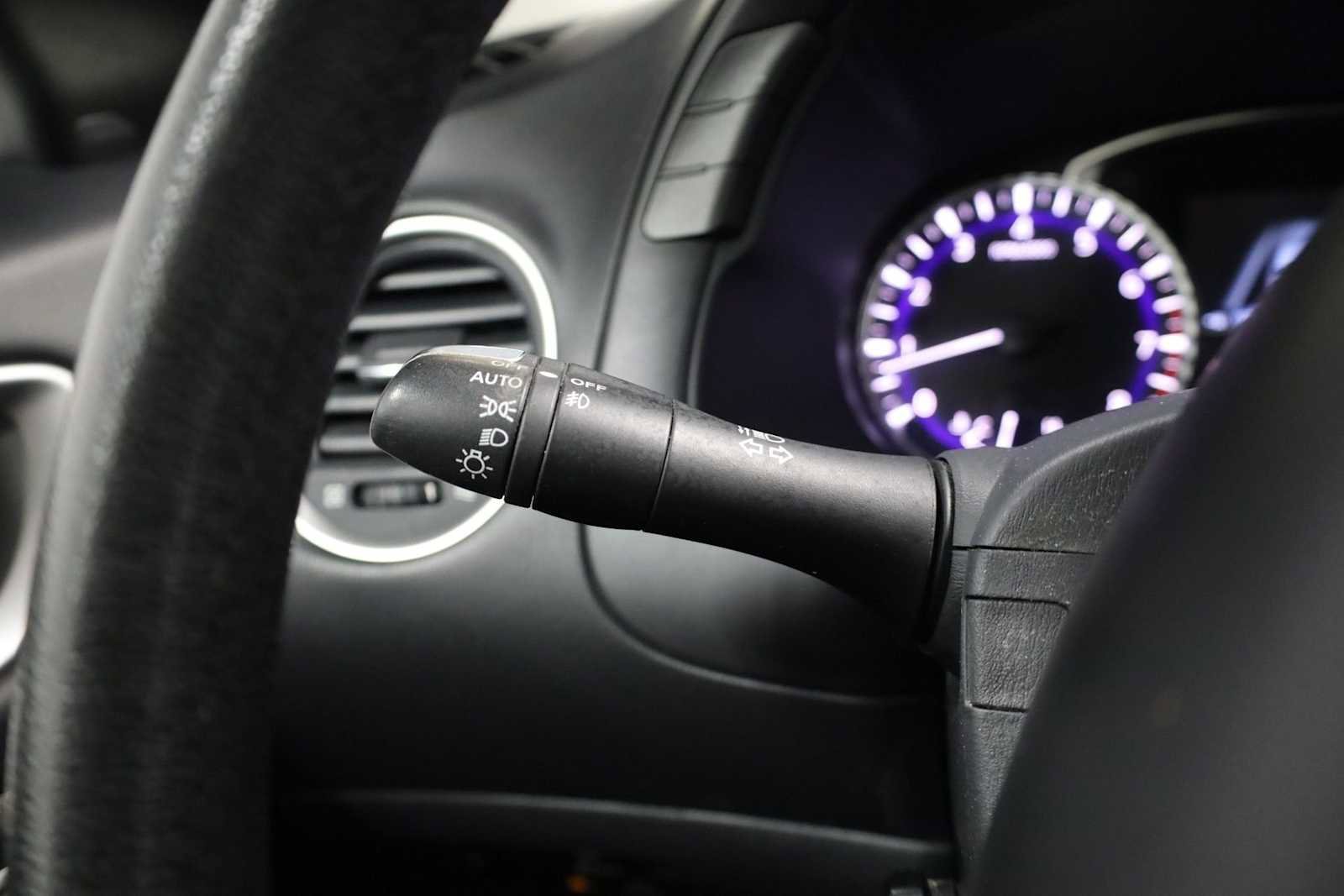 Used 2013 INFINITI JX35 AWD w/ Premium Pkg image 28