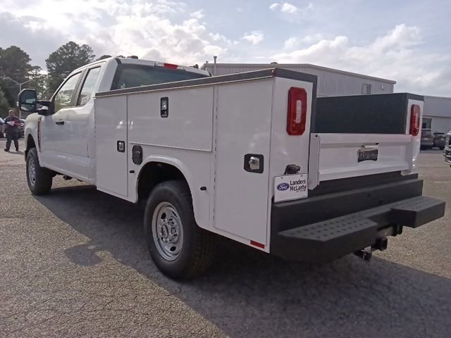 New 2026 Ford F250 XL w/ XL Chrome Package image 5