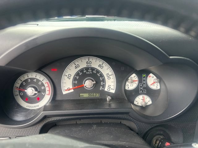 Used 2012 Toyota FJ Cruiser 4WD w/ Upgrade Pkg image 11