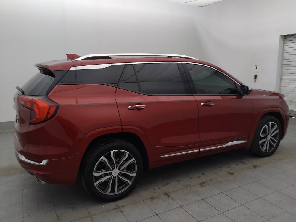 Used 2020 GMC Terrain Denali w/ Denali Premium Package FWD image 10