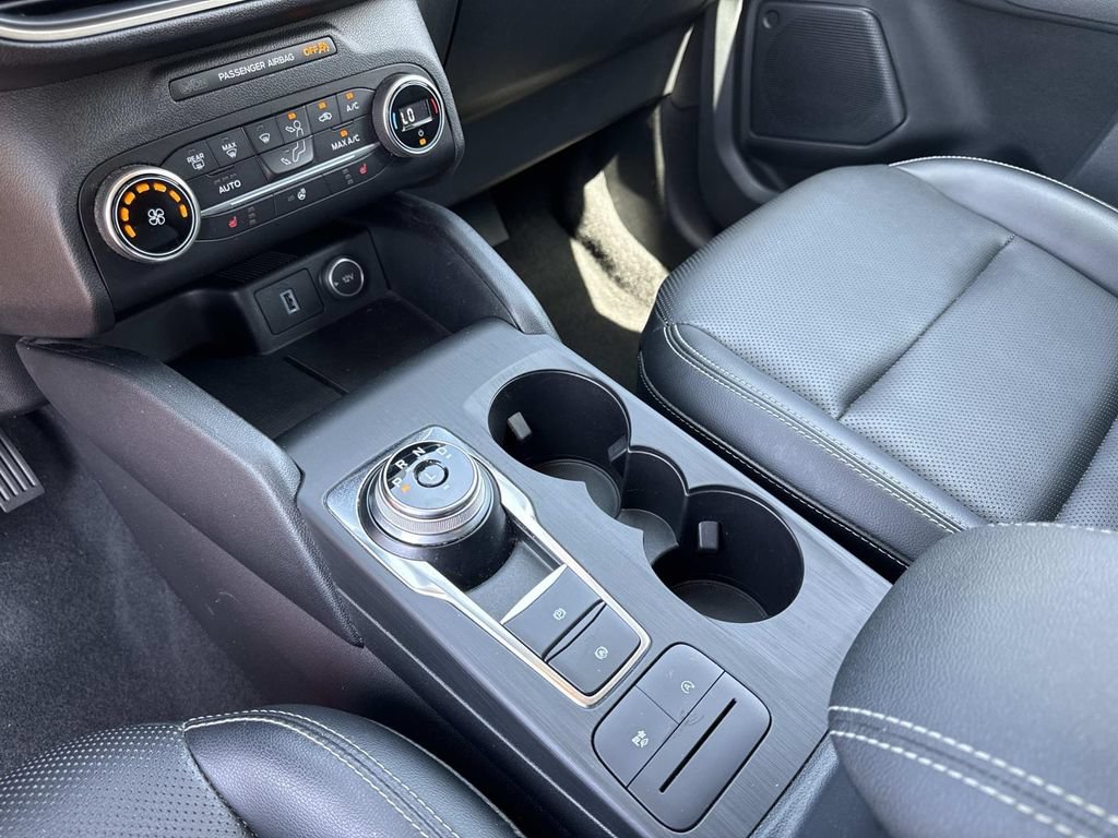 Used 2020 Ford Escape SEL FWD image 25
