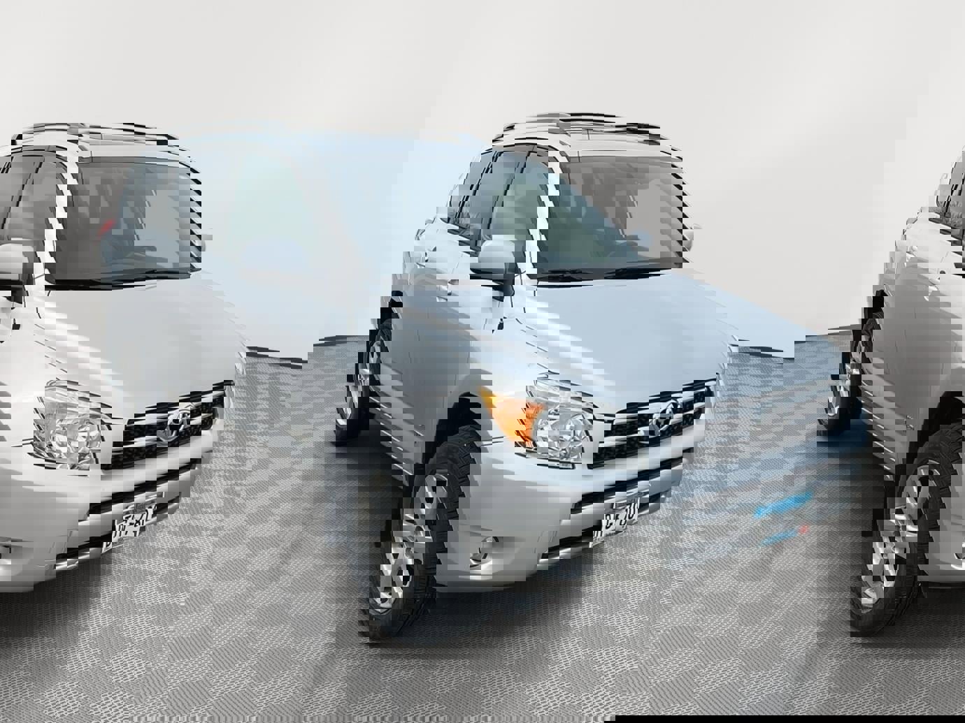 Used 2006 Toyota RAV4 Limited image 2