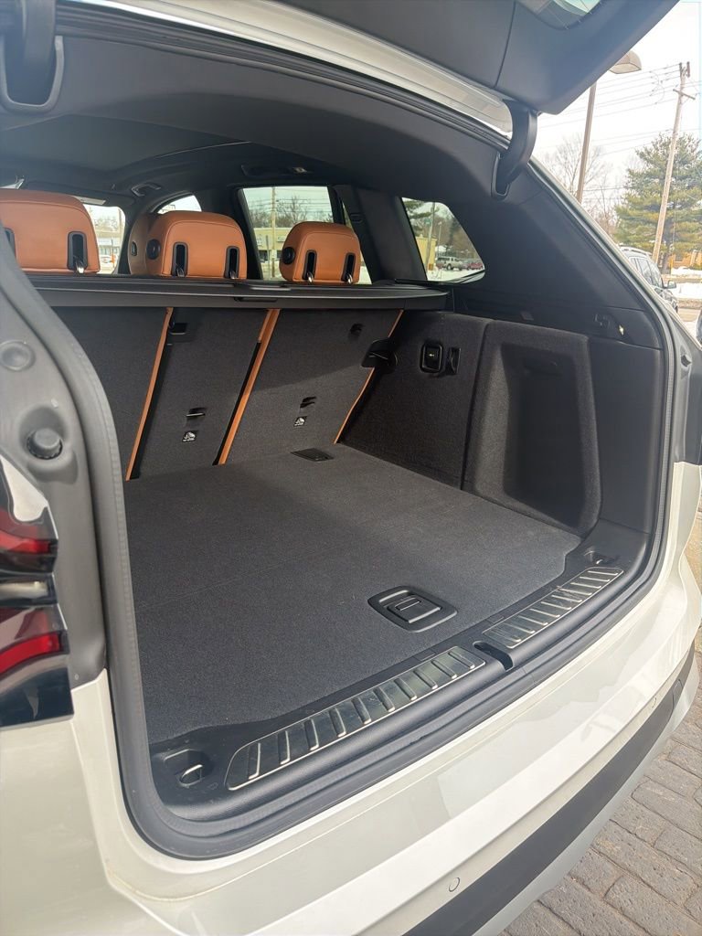 Used 2024 BMW X3 xDrive30i w/ Premium Package w/ZPA image 10