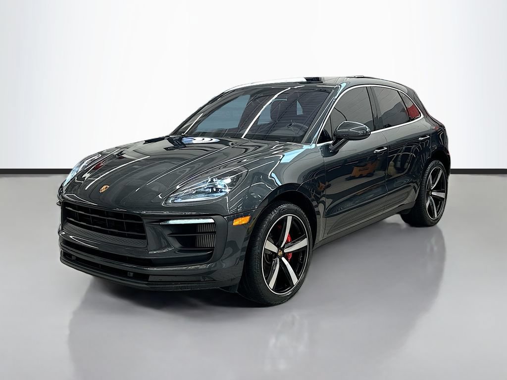 Certified 2022 Porsche Macan S AWD/4WD image 1