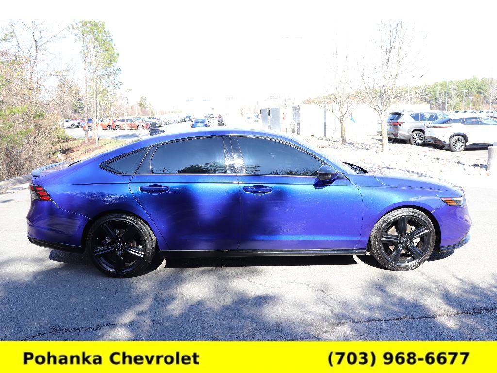 Used 2024 Honda Accord Sport image 8