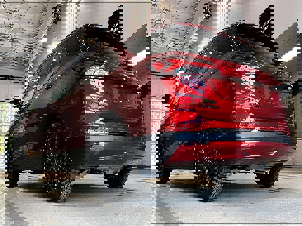 Used 2023 Chevrolet Equinox RS w/ LPO, Cargo Package image 6