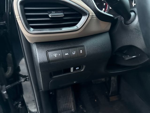 Certified 2023 Hyundai Santa Fe SEL image 15
