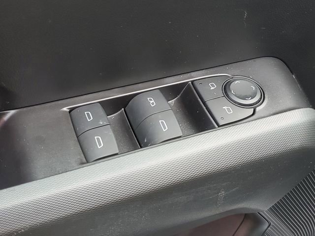 Certified 2024 Chevrolet Colorado Trail Boss w/ Technology Package AWD/4WD image 14