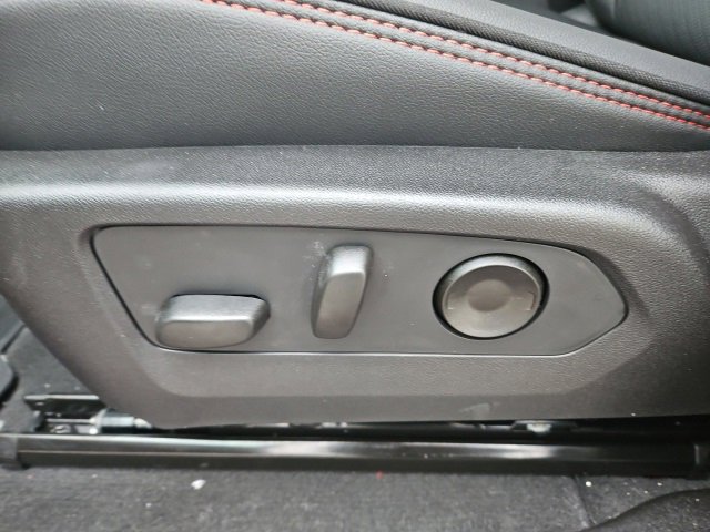 New 2026 GMC Canyon AT4X image 19