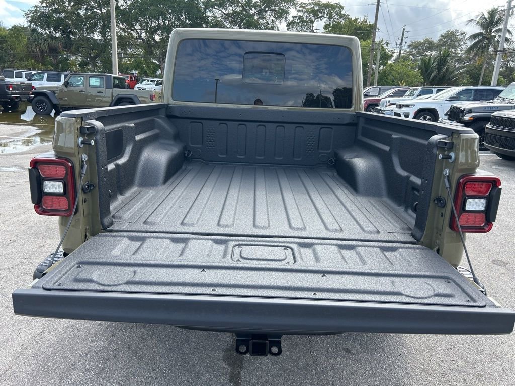 New 2026 Jeep Gladiator Rubicon w/ Steel Power Dome Hood Package image 30