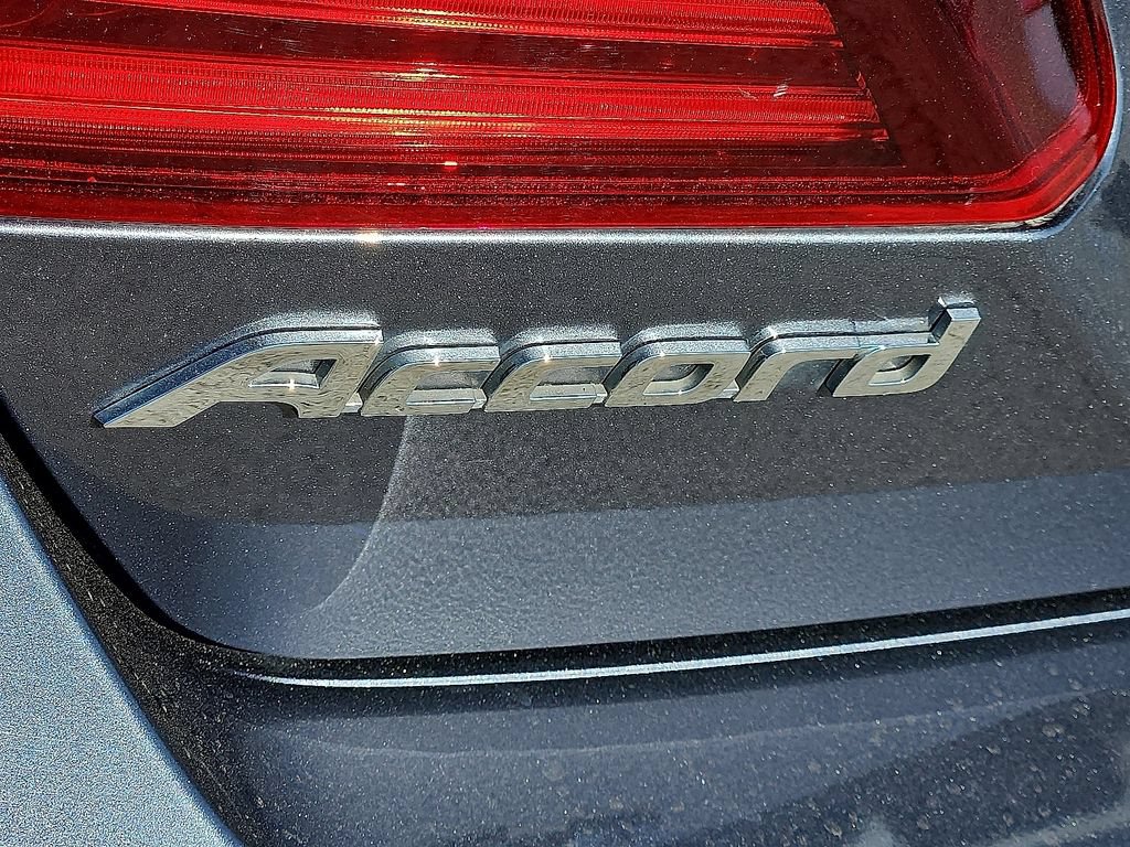 Used 2017 Honda Accord Touring image 15