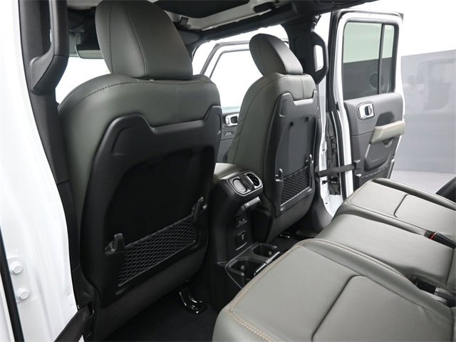 New 2025 Jeep Gladiator Mojave image 20