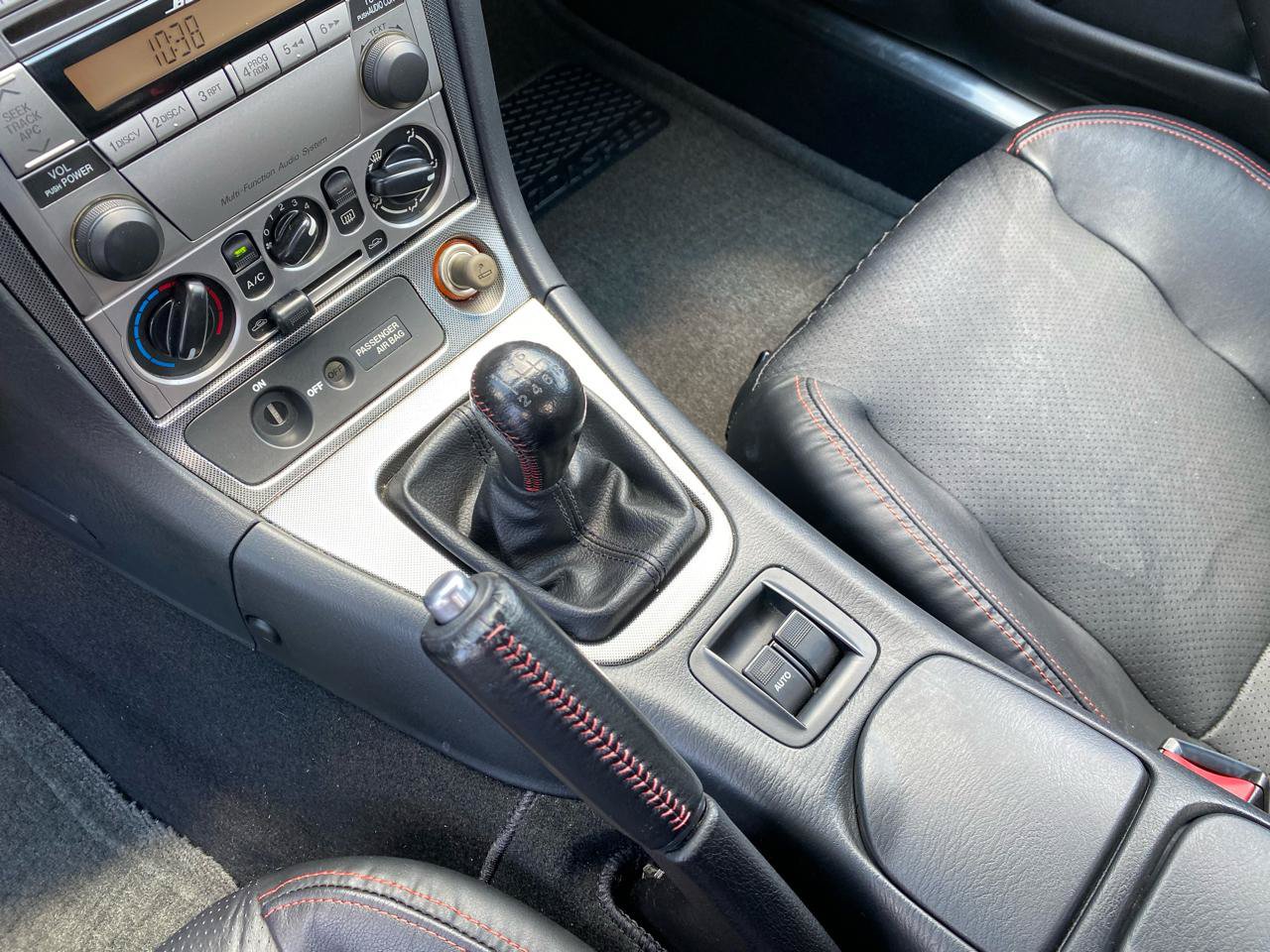 Used 2004 MAZDA MX-5 Miata MAZDASPEED w/ Grand Touring Pkg RWD image 37