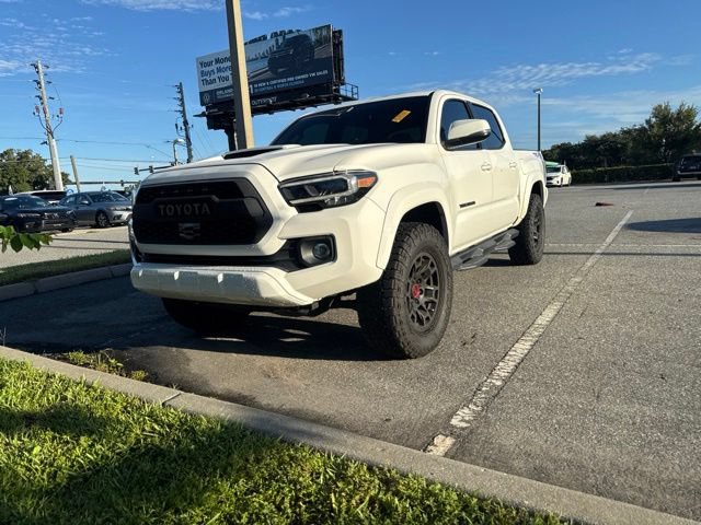 Certified 2022 Toyota Tacoma TRD Sport w/ TRD Premium Sport Package AWD/4WD image 12