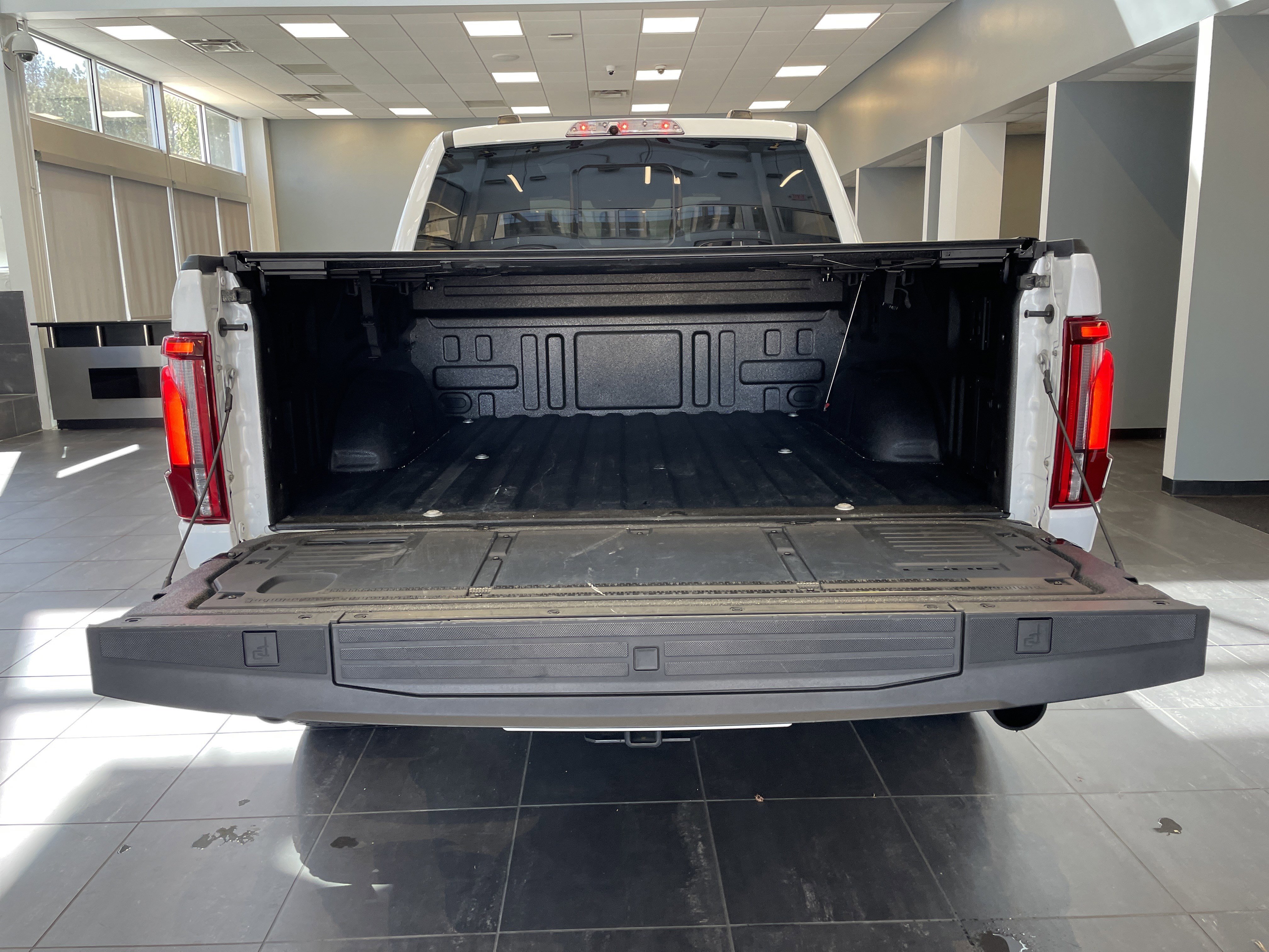 Used 2024 Ford F150 Raptor image 39