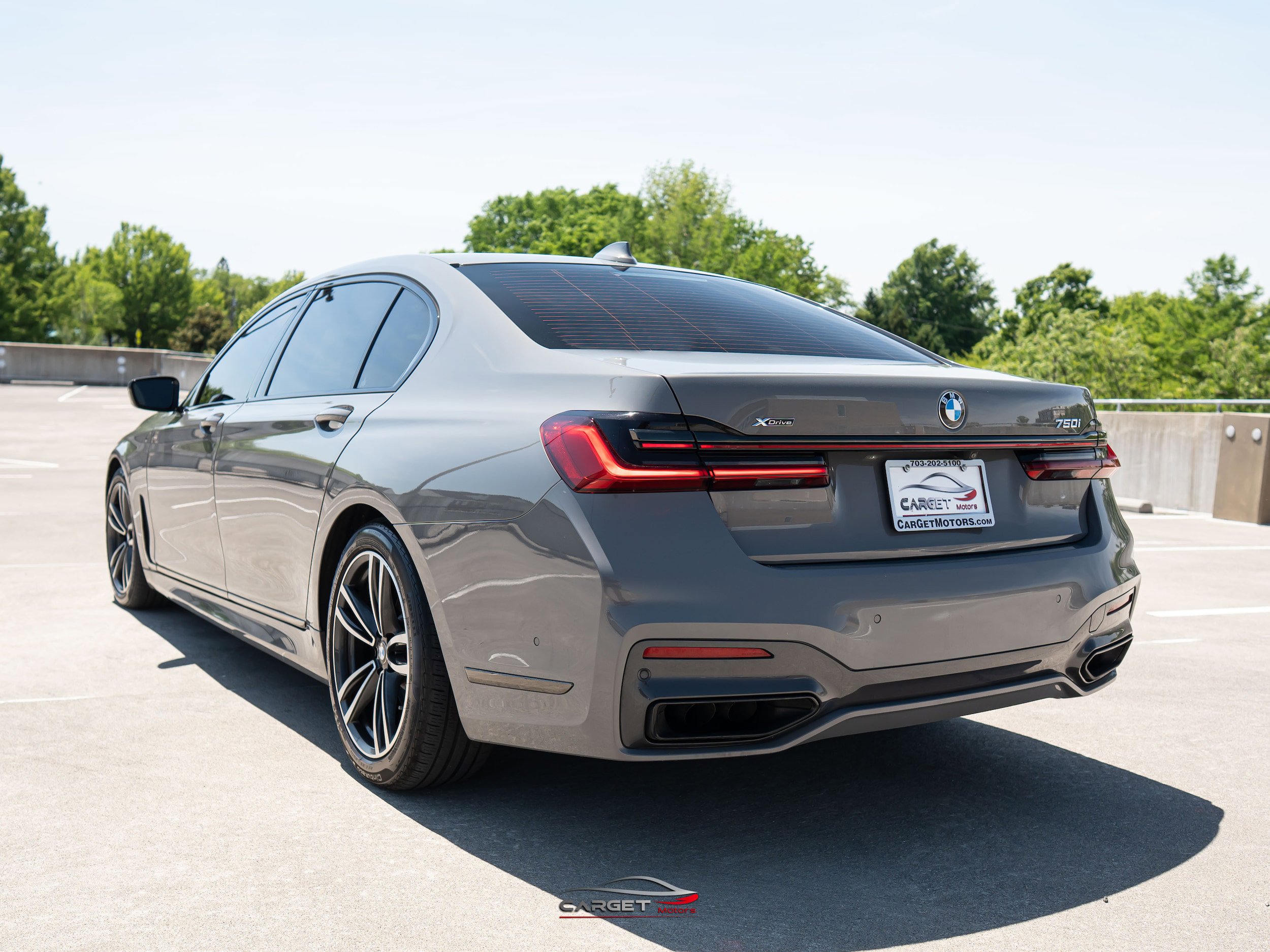 Used 2022 BMW 750i xDrive w/ Luxury Rear Seating Package AWD/4WD image 5