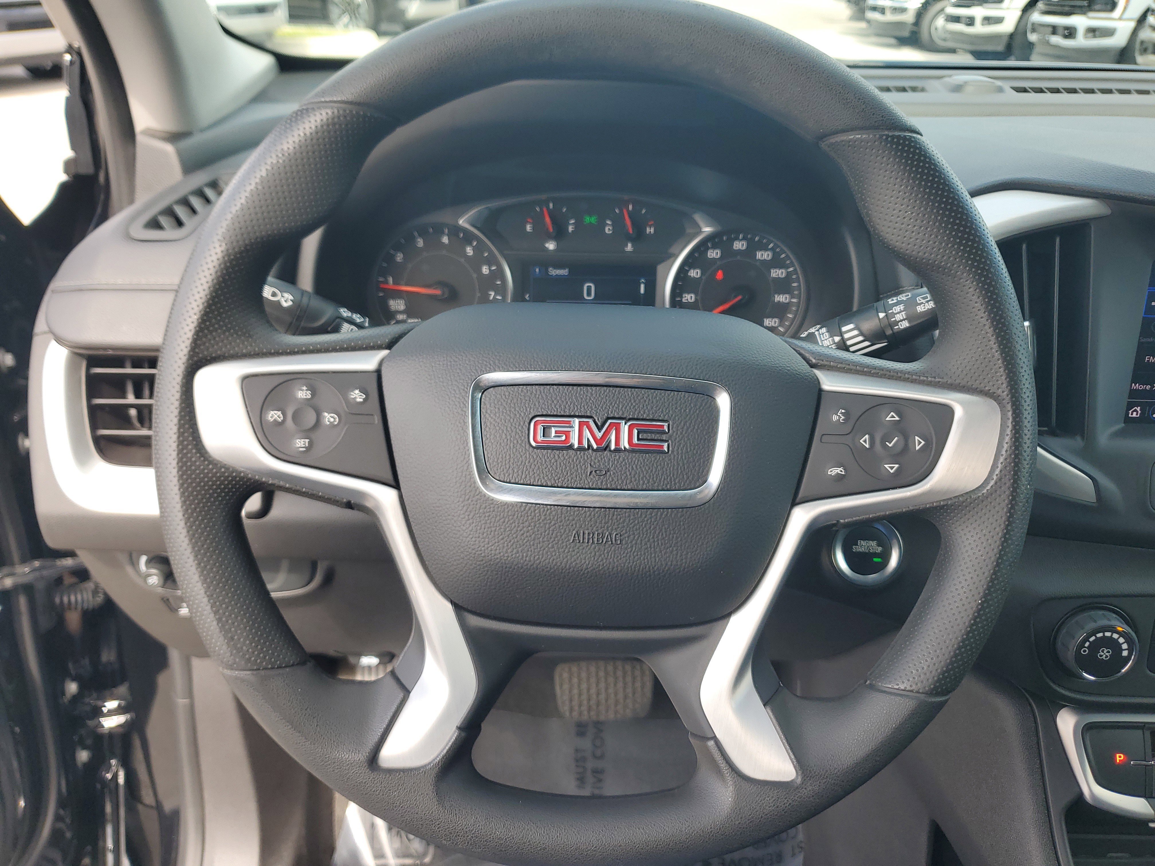 Used 2024 GMC Terrain SLE FWD image 24