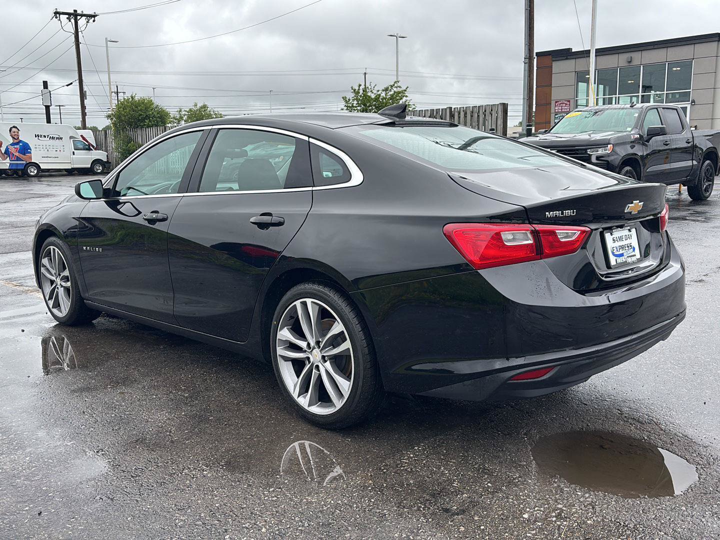 Used 2023 Chevrolet Malibu LT FWD image 5