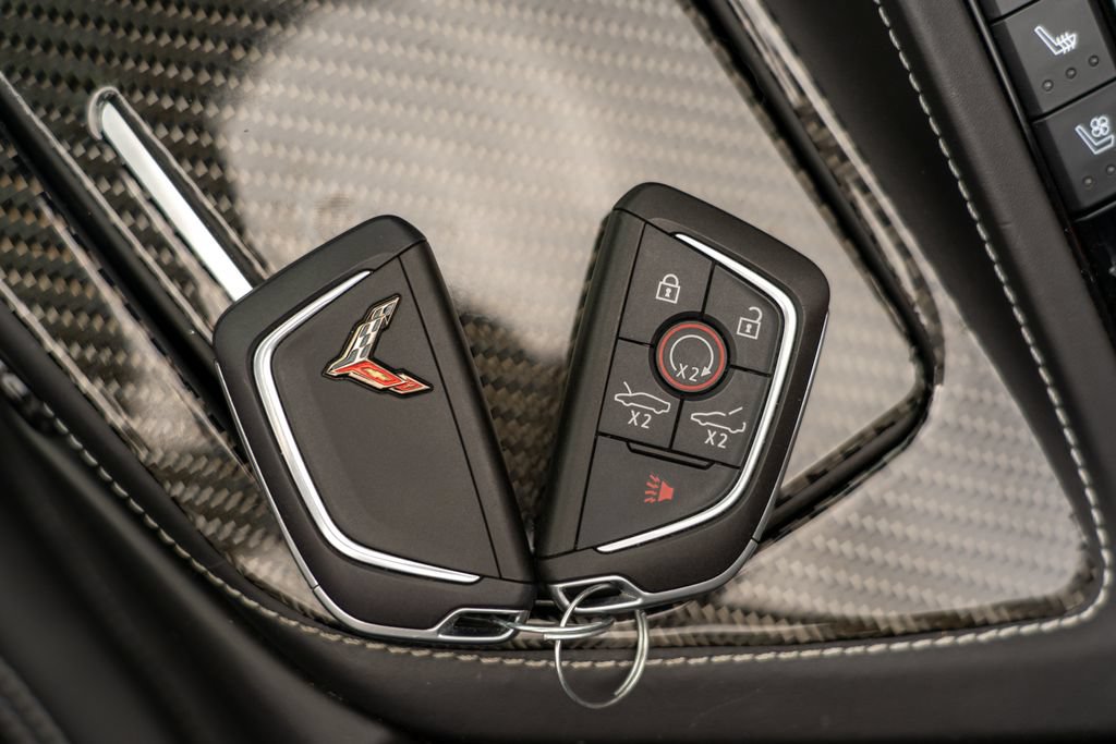Used 2022 Chevrolet Corvette Stingray Premium Cpe w/ Z51 Performance Package RWD image 30