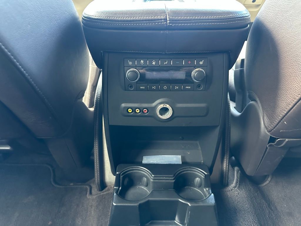 Used 2014 Cadillac Escalade ESV Platinum AWD/4WD image 44