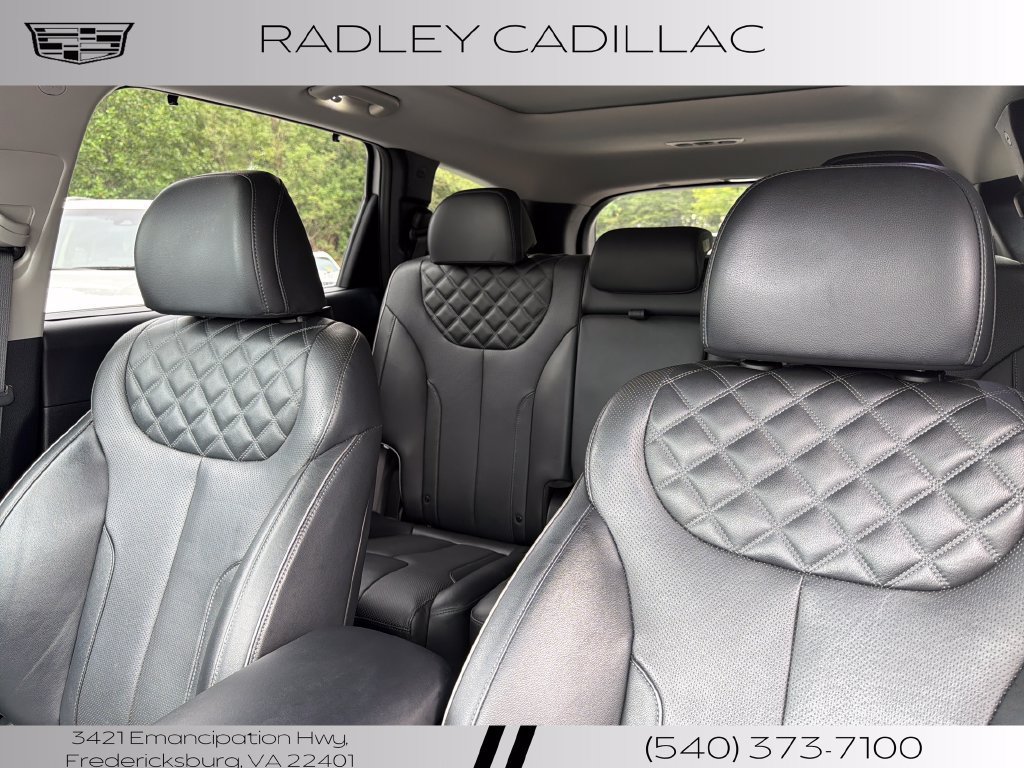 Used 2022 Hyundai Santa Fe SEL Premium w/ Cargo Package AWD/4WD image 2