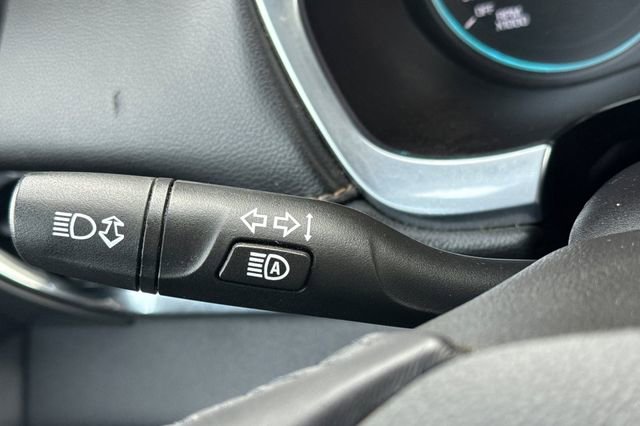 Used 2020 Chevrolet Traverse RS image 39