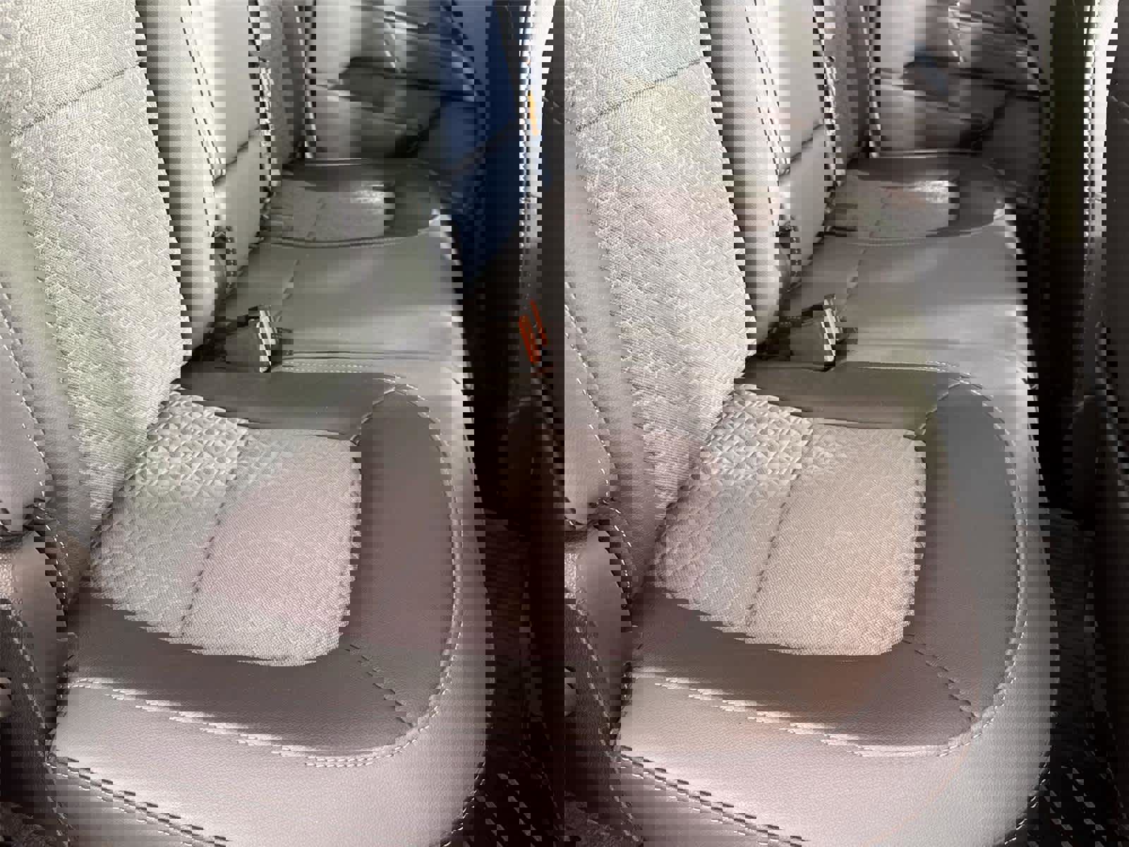 Used 2015 Chevrolet Colorado Z71 AWD/4WD image 17