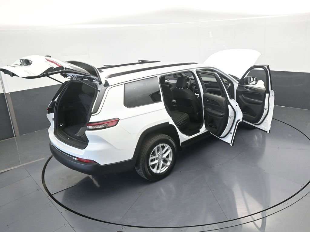 Used 2024 Jeep Grand Cherokee L Laredo image 65