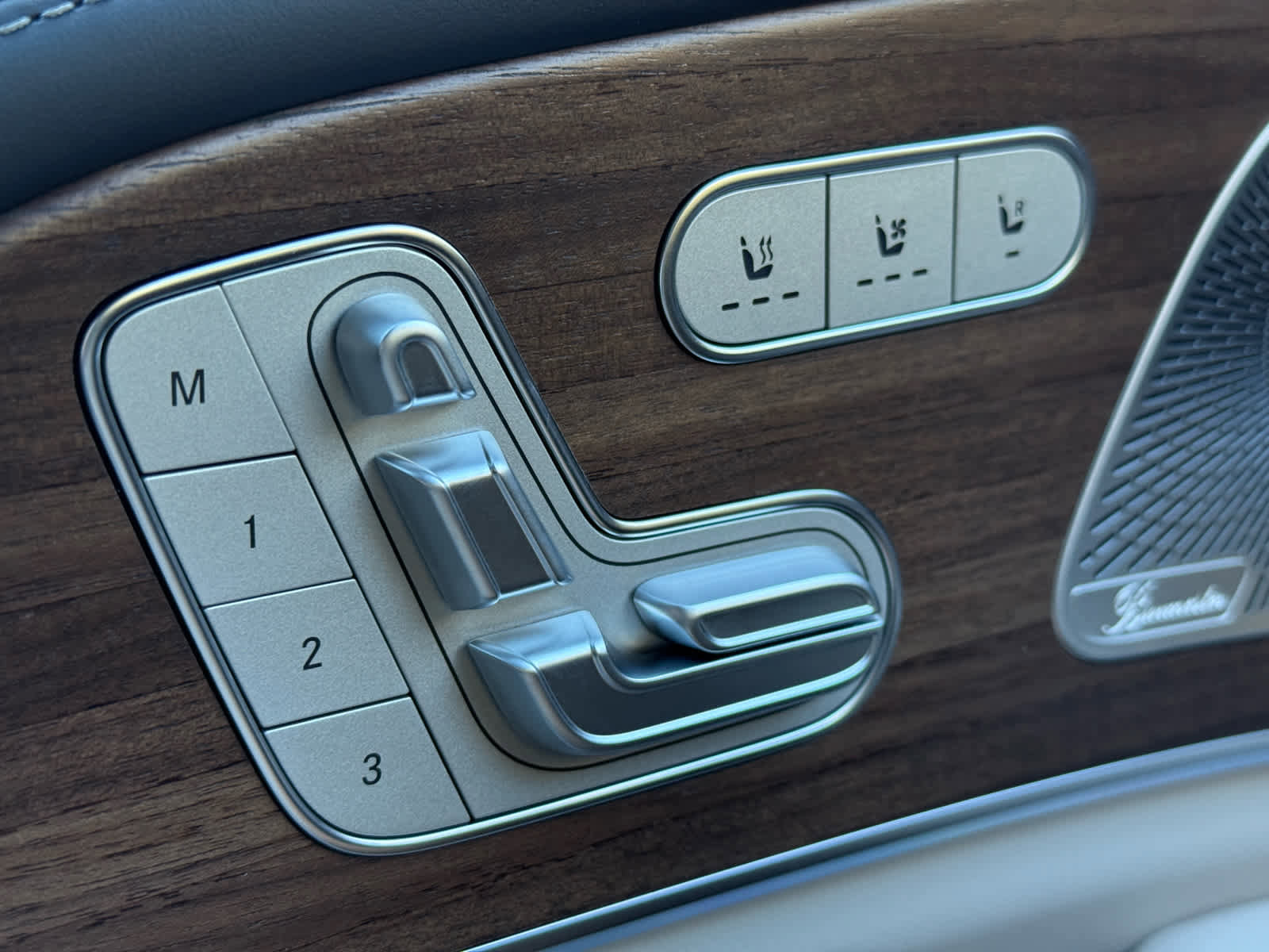 New 2026 Mercedes-Benz GLE 53 AMG 4MATIC image 25