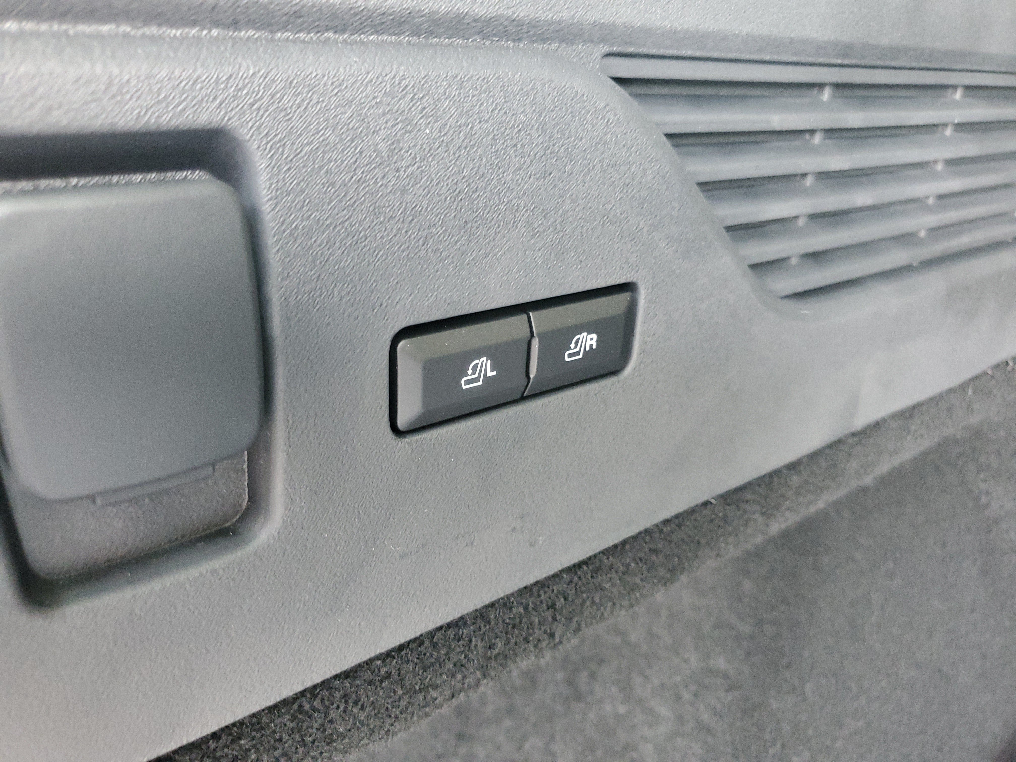New 2026 Lincoln Nautilus Reserve AWD/4WD image 33
