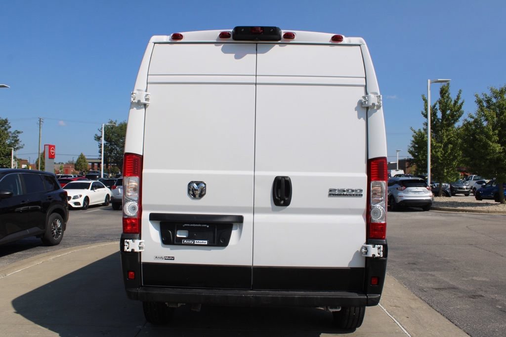 Used 2023 RAM ProMaster 2500 FWD image 8
