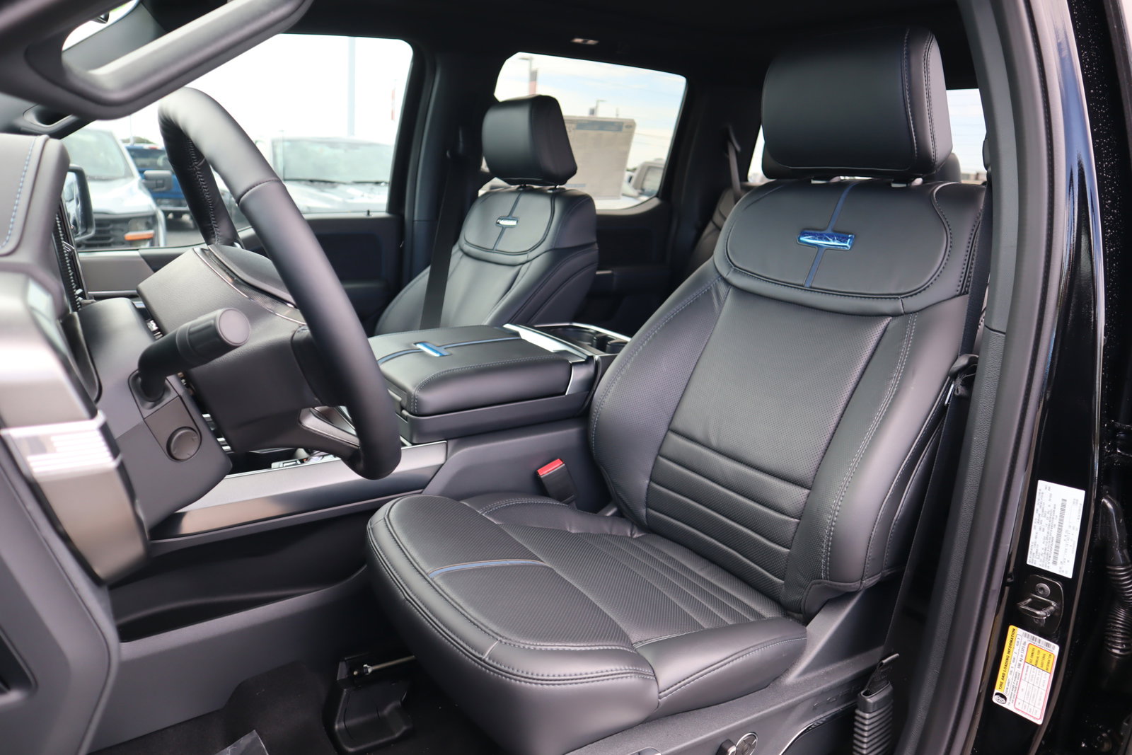 New 2025 Ford F150 Platinum w/ Equipment Group 702A High image 35