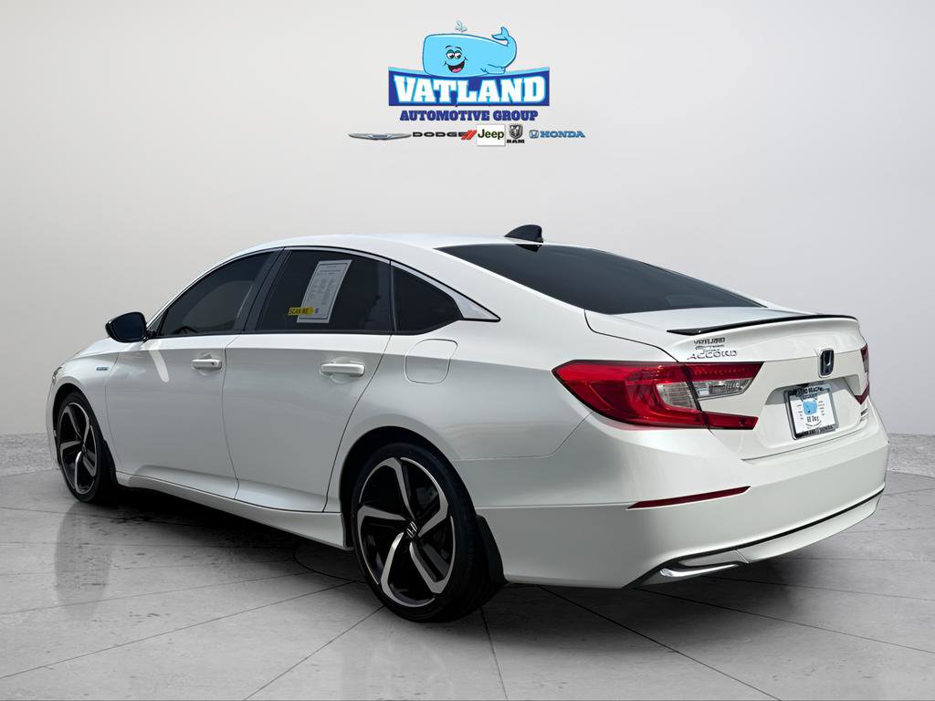 Used 2022 Honda Accord Sport image 2