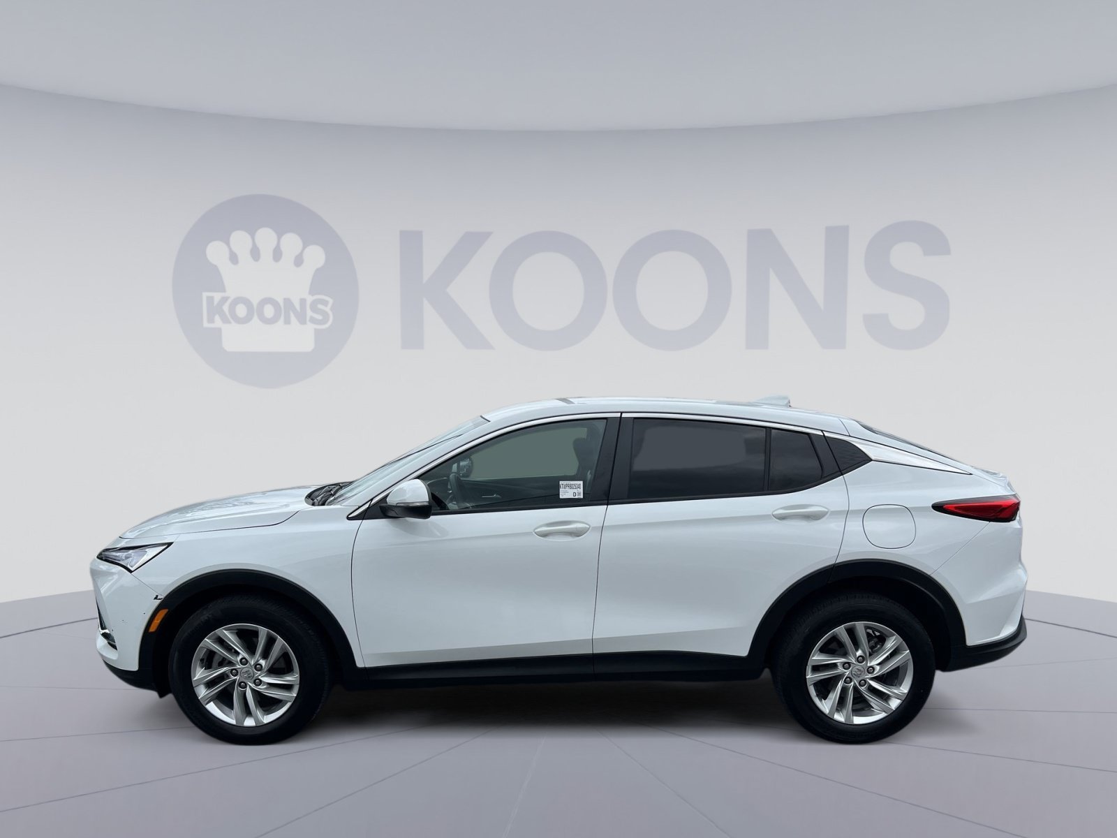 Used 2024 Buick Envista Preferred FWD image 2