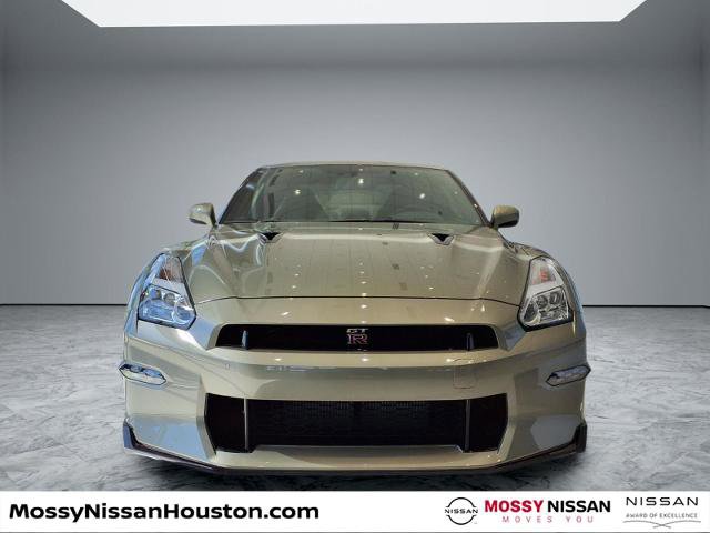 Certified 2024 Nissan GT-R w/ Floor Mat Package image 2
