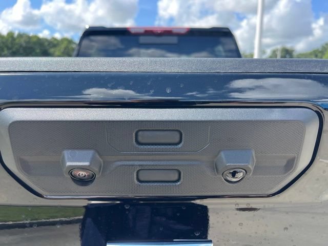 New 2026 Chevrolet Silverado 2500 High Country w/ Midnight Edition AWD/4WD image 7