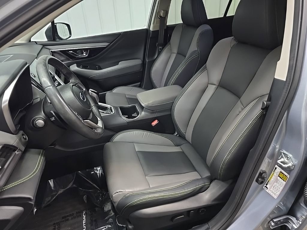 Used 2023 Subaru Outback Onyx Edition image 31